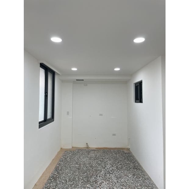 拆除,輕鋼架隔間天花板,空調,水電,新建浴室,油漆