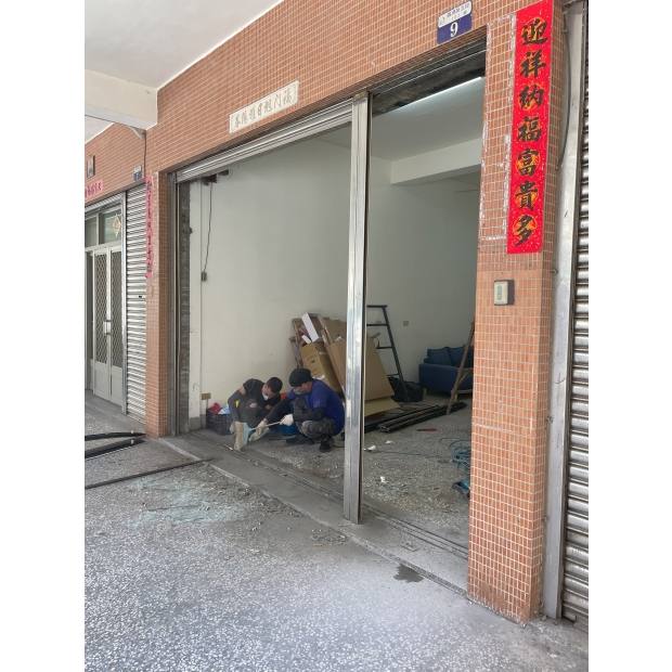 泥作切磚門面