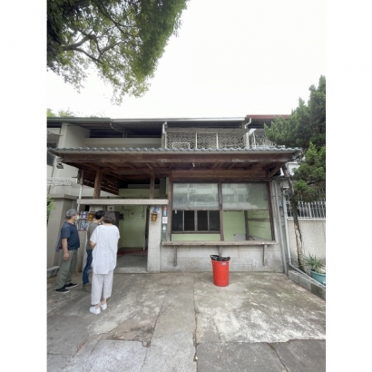 拆除清運/切割牆面/泥作補平/壁癌處理