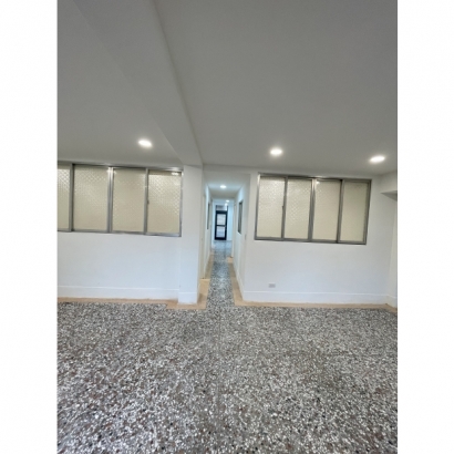 拆除,輕鋼架隔間天花板,空調,水電,新建浴室,油漆