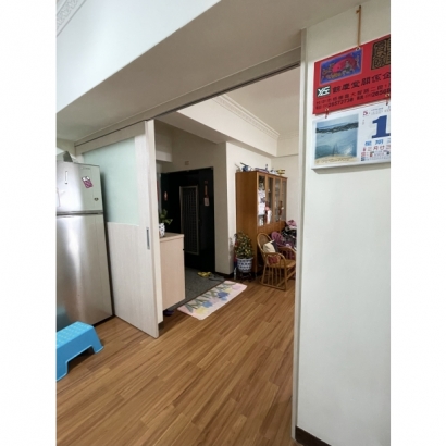 推拉門